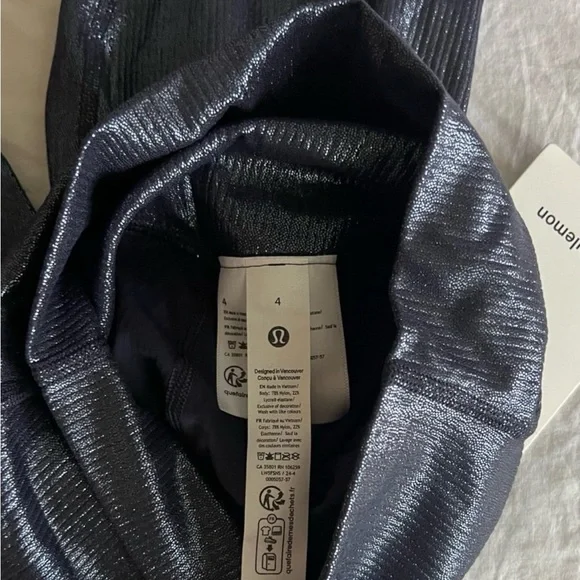 Lululemon align high rise leggings 25” shine - Picture 3 of 5